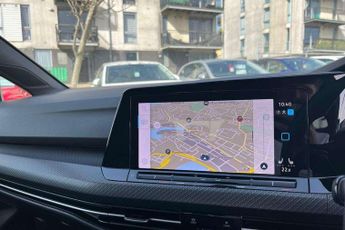 Volkswagen Golf 1.5 eTSI 150 R-Line 5dr DSG