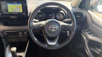 Toyota Yaris 1.5 Hybrid Design 5dr CVT