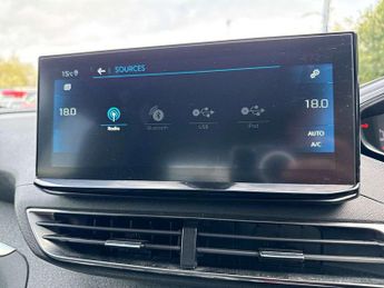 Peugeot 3008 1.5 BlueHDi Allure Premium+ 5dr EAT8