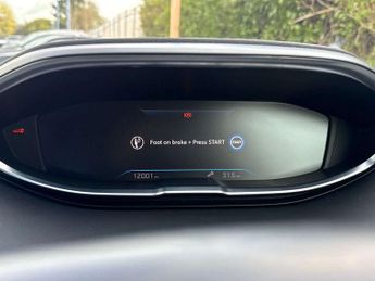 Peugeot 3008 1.5 BlueHDi Allure Premium+ 5dr EAT8