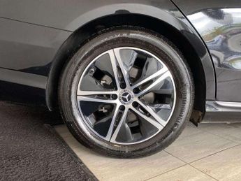 Mercedes-Benz C-Class C220d Sport 4dr 9G-Tronic
