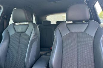 Audi Q3 40 TDI 200 Quattro S Line 5dr S Tronic