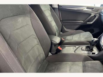 Volkswagen Tiguan Allspace 1.5 TSI SEL 5dr DSG
