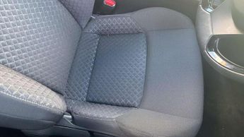 Toyota C-HR 1.8 Hybrid Icon 5dr CVT