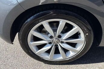 Volkswagen Golf 2.0 TDI GT 5dr DSG