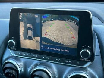 Nissan Juke 1.0 DiG-T Tekna 5dr DCT