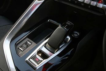 Peugeot 3008 1.6 Hybrid 225 Allure Premium 5dr e-EAT8