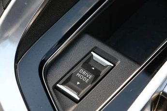 Peugeot 3008 1.6 Hybrid 225 Allure Premium 5dr e-EAT8