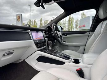 Porsche Macan 5dr PDK