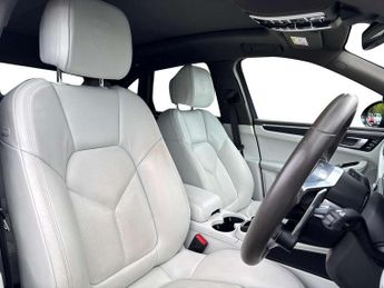 Porsche Macan 5dr PDK