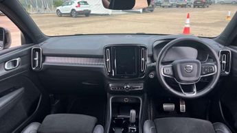 Volvo XC40 Recharge 1.5 T5 Recharge PHEV R DESIGN 5dr Auto