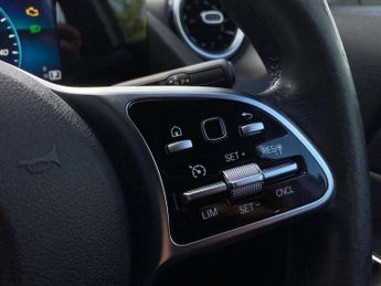 Mercedes-Benz GLA GLA 200d Sport 5dr Auto