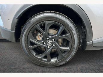 Toyota C-HR 1.8 Hybrid Dynamic 5dr CVT