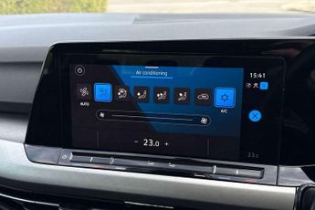 Volkswagen Golf 2.0 TDI Life 5dr DSG