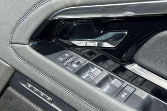 Land Rover Range Rover Evoque 2.0 D200 R-Dynamic SE 5dr Auto