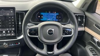 Volvo XC90 2.0 B5P Plus Dark 5dr AWD Geartronic