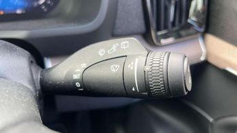 Volvo XC90 2.0 B5P Plus Dark 5dr AWD Geartronic