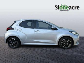 Toyota Yaris 1.5 Hybrid Design 5dr CVT