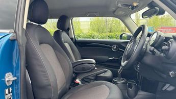 MINI Hatchback 1.5 Cooper Classic 3dr Auto