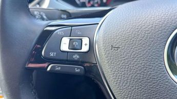 Volkswagen T-Roc 1.5 TSI EVO Active 5dr DSG