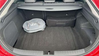 Hyundai IONIQ 1.6 GDi Plug-in Hybrid Premium SE 5dr DCT