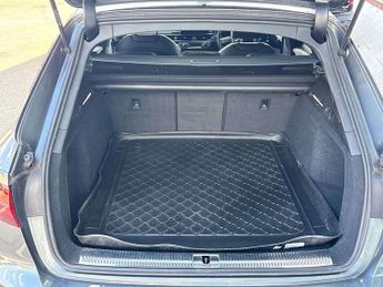 Audi A4 Avant 35 TFSI Black Edition 5dr S Tronic