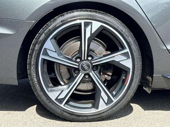 Audi A4 Avant 35 TFSI Black Edition 5dr S Tronic