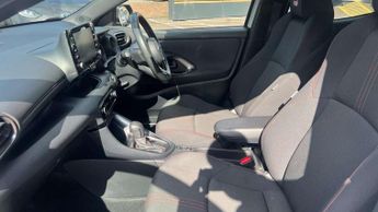 Toyota Yaris 1.5 Hybrid GR Sport 5dr CVT