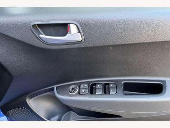 Hyundai i10 1.2 Premium SE 5dr Auto