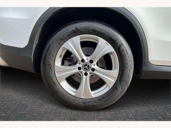 Mercedes-Benz GLC GLC 220d 4Matic Sport 5dr 9G-Tronic