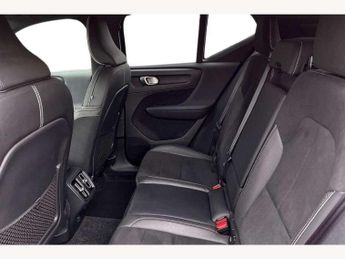 Volvo XC40 2.0 T4 R DESIGN Pro 5dr Geartronic