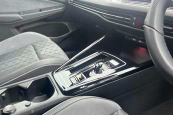 Volkswagen Golf 1.5 eTSI 150 R-Line 5dr DSG