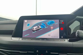 Volkswagen Golf 1.5 eTSI 150 R-Line 5dr DSG