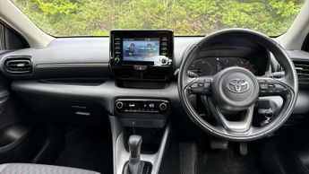 Toyota Yaris 1.5 Hybrid Icon 5dr CVT