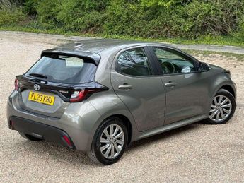 Toyota Yaris 1.5 Hybrid Icon 5dr CVT