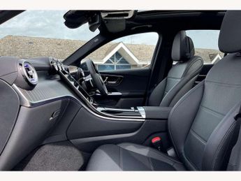 Mercedes-Benz GLC GLC 300e 4Matic AMG Line Prem Plus 5dr 9G-Tronic