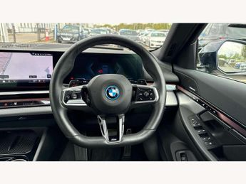 BMW 5 Series 550e xDrive M Sport Pro 4dr Auto