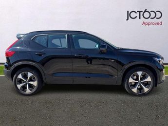 Volvo XC40 2.0 B4P Plus Dark 5dr Auto