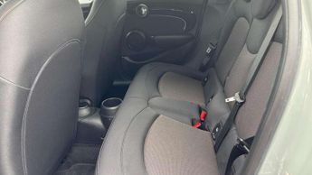 MINI Hatchback 5dr 1.5 Cooper Classic 5dr Auto