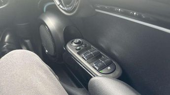 MINI Hatchback 5dr 1.5 Cooper Classic 5dr Auto