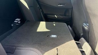 Toyota C-HR 1.8 Hybrid Icon 5dr CVT