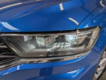 Volkswagen T-Roc 2.0 TDI SEL 5dr DSG