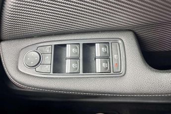 Renault Clio 1.6 E-TECH Hybrid 140 RS Line 5dr Auto