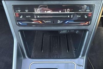 Volkswagen Polo 1.0 TSI 115 R-Line 5dr DSG