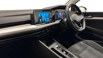 Volkswagen Golf 1.5 eTSI 150 Life 5dr DSG