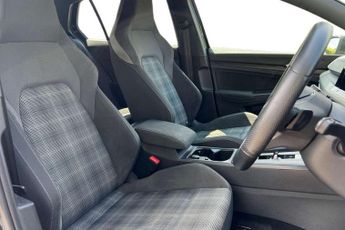 Volkswagen Golf 2.0 TDI 200 GTD 5dr DSG