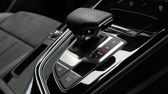 Audi A4 Avant 35 TFSI Black Edition 5dr S Tronic