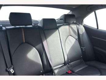 Toyota Camry 2.5 VVT-i Hybrid Design 4dr CVT