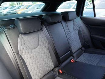 Skoda Octavia Estate 1.5 TSI 150 e-TEC Sportline 5dr DSG