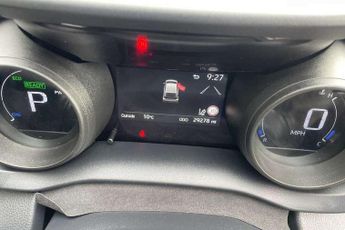 Toyota Yaris 1.5 Hybrid Design 5dr CVT